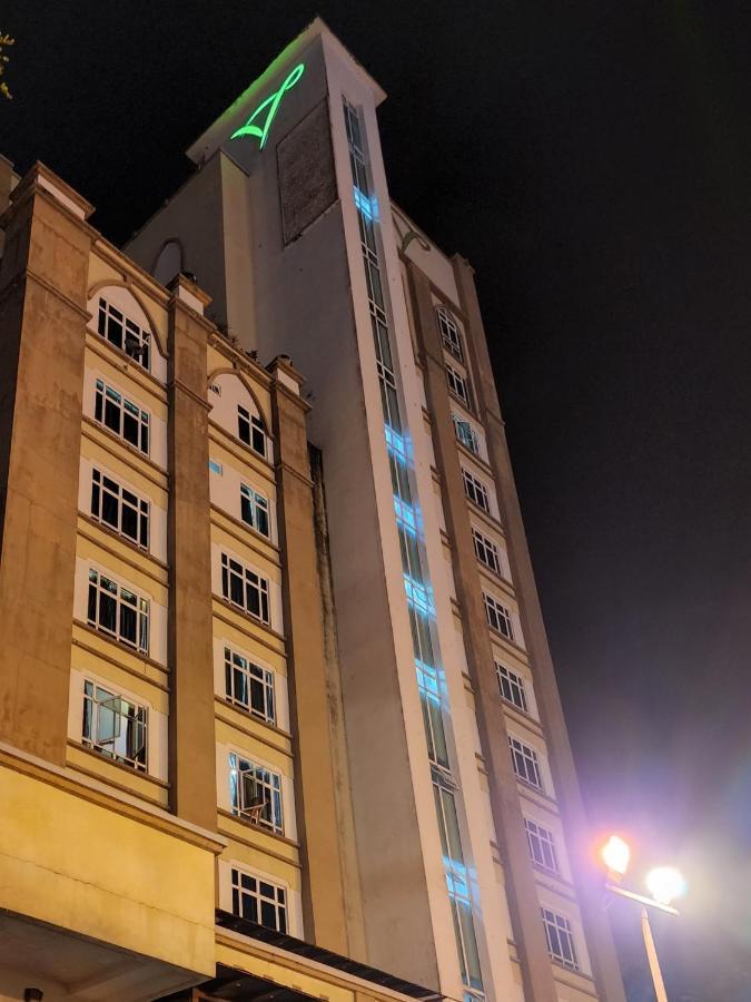 The Viana 3 Apartment *